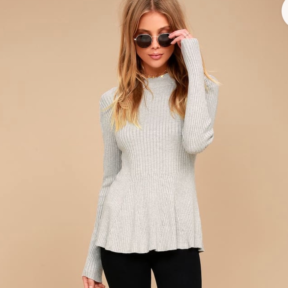 New without tag! Lulus Autobiography Heather Grey Peplum Sweater Top